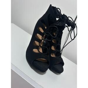 Glaze Heels *Size 6*